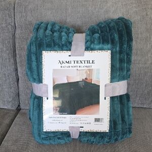 Teal Green Rafah Soft Blanket, King Size, New